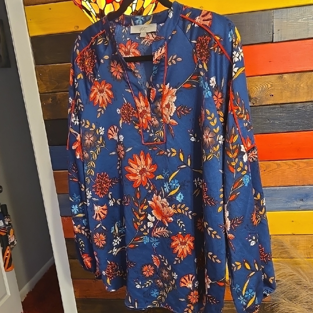 Loft Blue Floral Print Blouse 🌺 Size 0X